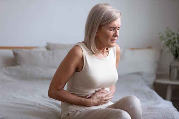 ovarian cyst woman sitting